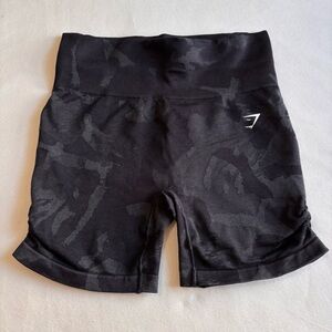 Gymshark camo biker shorts size small